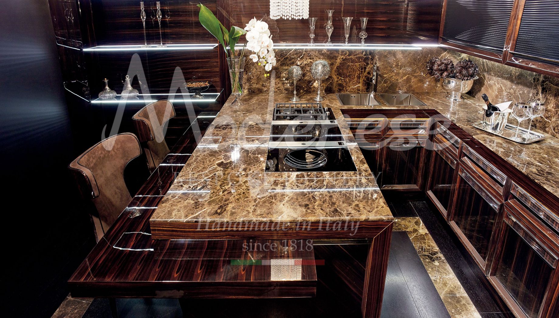 Кухня высшего качества с мраморными столешницами от modenese bespoke
