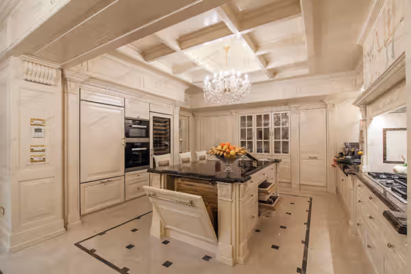 Transitional Italian kitchen in Miami by Modenese Bespoke