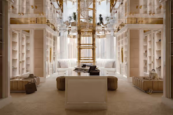 Modern Luxury Italian walk-in closet by Modenese Bespoke